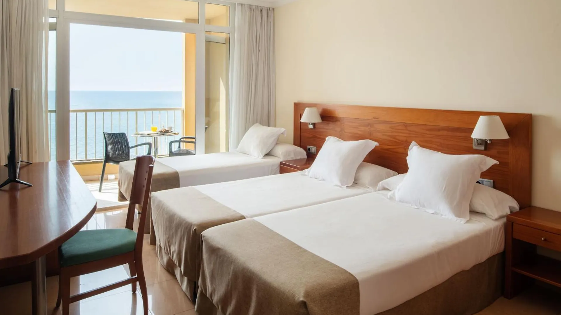 Checkin Diamar Hotel Arrecife  Spain